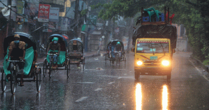 দমকা হাওয়া ও বজ্রসহ বৃষ্টির আভাস ঢাকায়