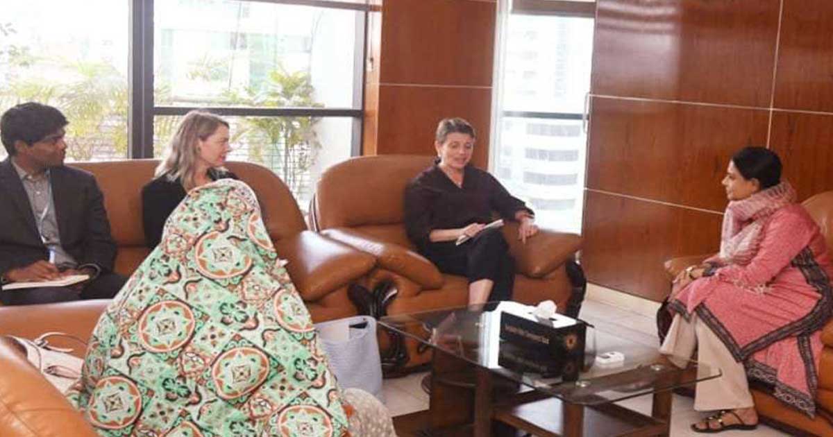 পানি ব্যবস্থাপনা নিয়ে গুইন লুইসের সঙ্গে পরিবেশ উপদেষ্টার বৈঠক