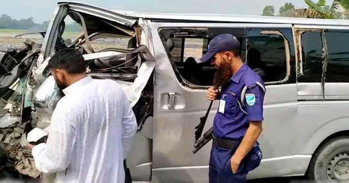 মার্চ ফর গাজায় অংশ নিতে যাওয়ার পথে টাঙ্গাঈলে ২ মাইক্রোবাসের সংঘর্ষে ১৩ জন আহত
