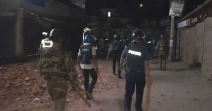 মাদারীপুরের রাজৈরে দুই গ্রামবাসীর সংঘর্ষে পুলিশসহ ২৫ জন আহত