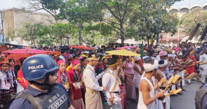 ২৮টি নৃগোষ্ঠীর অংশগ্রহণে ভিন্ন রূপ পায় এবারের শোভাযাত্রা 