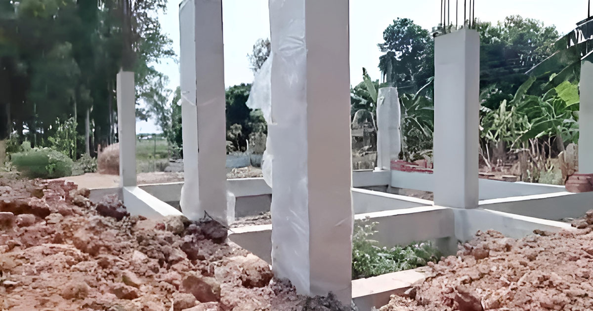 সিরাজগঞ্জে প্রকৌশলীর বিরুদ্ধে বিদ্যালয়ের অর্থ আত্মসাতের অভিযোগ: বন্ধ নির্মাণ কাজ
