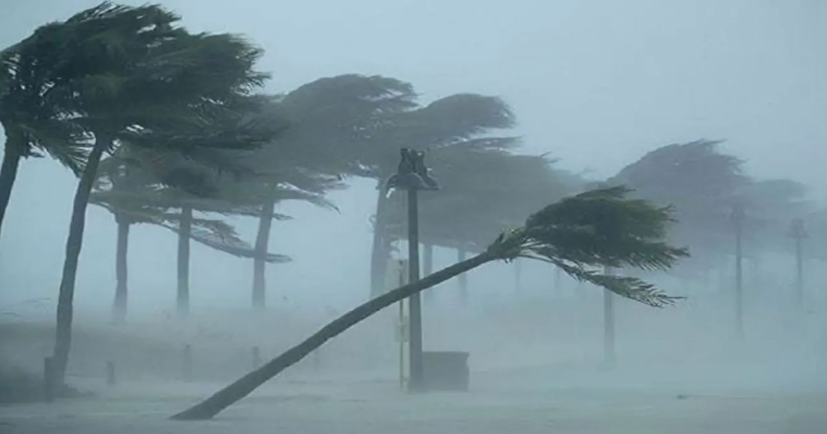দুপুরের মধ্যে ৬০ কিমি বেগে ঝড়ের শঙ্কা
