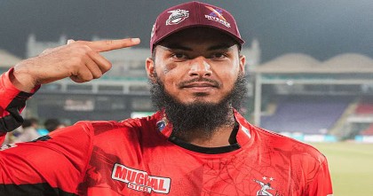 রিশাদের দখলে ‘ফজল মাহমুদ’ ক্যাপ, যা বলছেন অধিনায়ক আফ্রিদি 