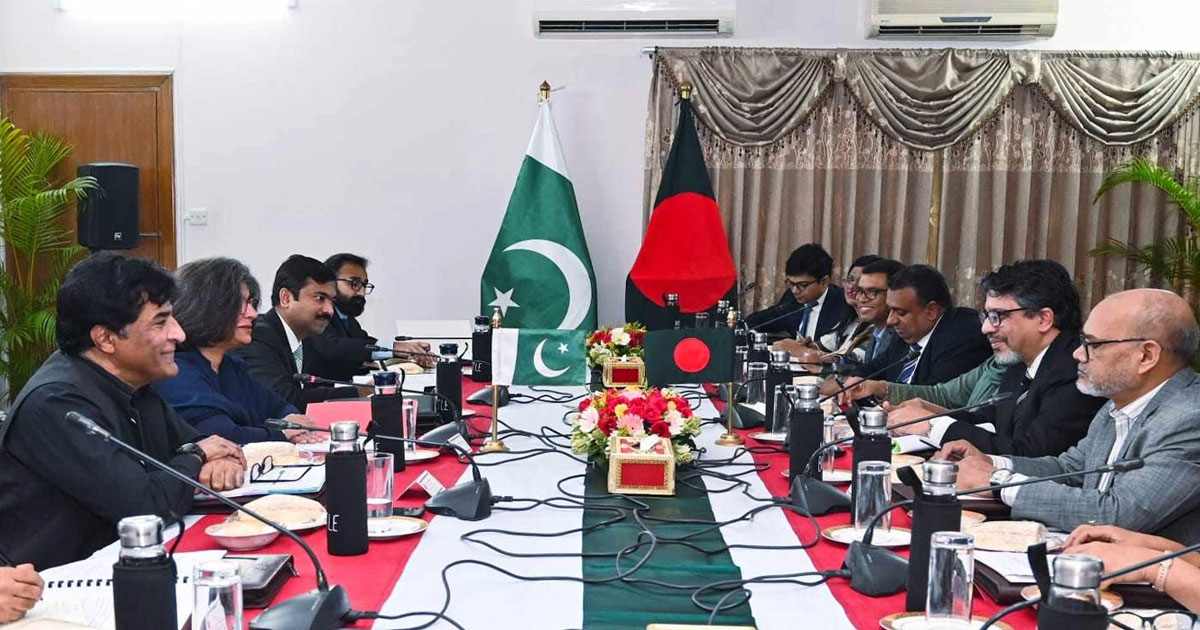 বাংলাদেশ-পাকিস্তান সচিব পর্যায়ের বৈঠক চলছে