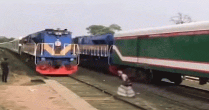 জানা গেলো রাজশাহীতে ট্রেনের নিচে ঝাঁপ দিয়ে বৃদ্ধের আত্মহত্যার পেছনের কারণ
