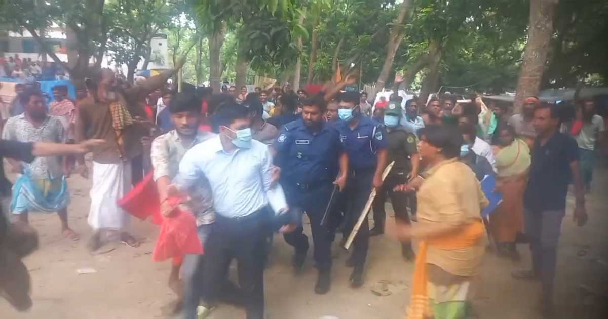 মাদকবিরোধী অভিযানে গিয়ে লাঞ্চিত হলেন ম্যাজিস্ট্রেট