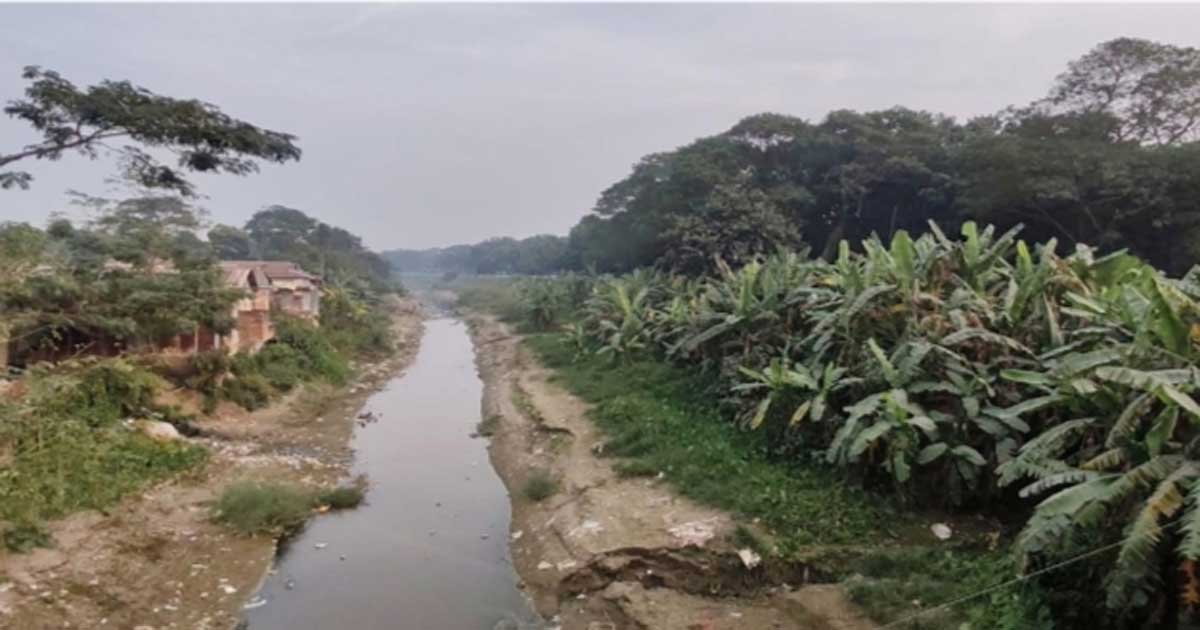 ১২০০ কোটি টাকা ব্যয় করেও মাদারীপুরে কুমার নদকে জীবিত করা হয়নি