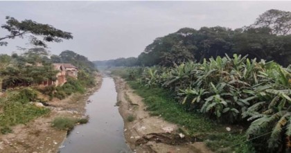 ১২০০ কোটি টাকা ব্যয় করেও মাদারীপুরে কুমার নদকে জীবিত করা হয়নি