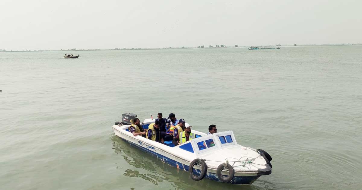 শরীয়তপুরে জাটকা রক্ষায় নৌ-পুলিশের জিরো টলারেন্স