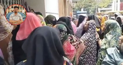 ছাত্রলীগ নেতাকে ছাড়াতে নারীদের থানা ঘেরাও 