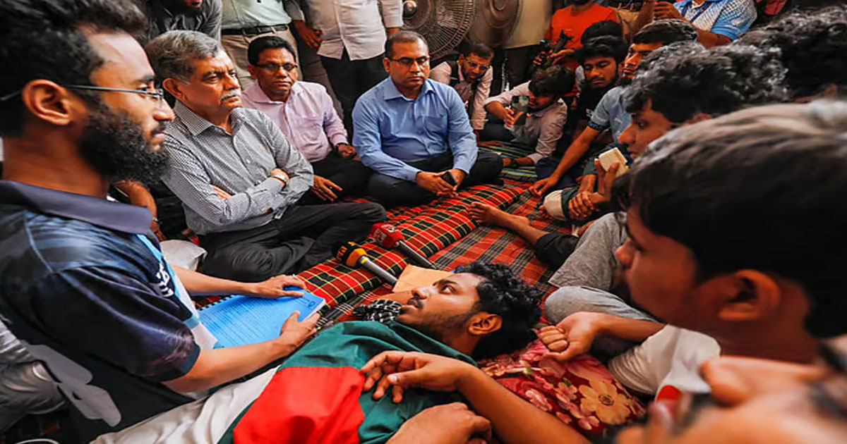 কুয়েট ক্যাম্পাসে শিক্ষা উপদেষ্টা