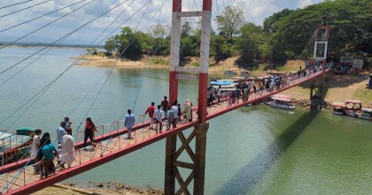 তিন দিনের টানা ছুটিতে পর্যটকমুখর রাঙামাটি