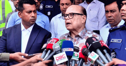 কৃষকরা ফসলের ন্যায্য দাম যেনো পান সে ব্যাপারে সতর্ক সরকার: খাদ্য উপদেষ্টা