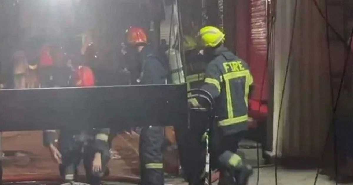 ফায়ার সার্ভিসের চার ঘণ্টার চেষ্টায় পল্টনে সাব্বির টাওয়ারের আগুন নিয়ন্ত্রণে