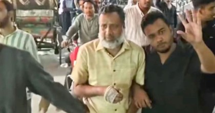 বগুড়া হোমিও কলেজ অধ্যক্ষকে মারধর করে পুলিশে দিল এনসিপি