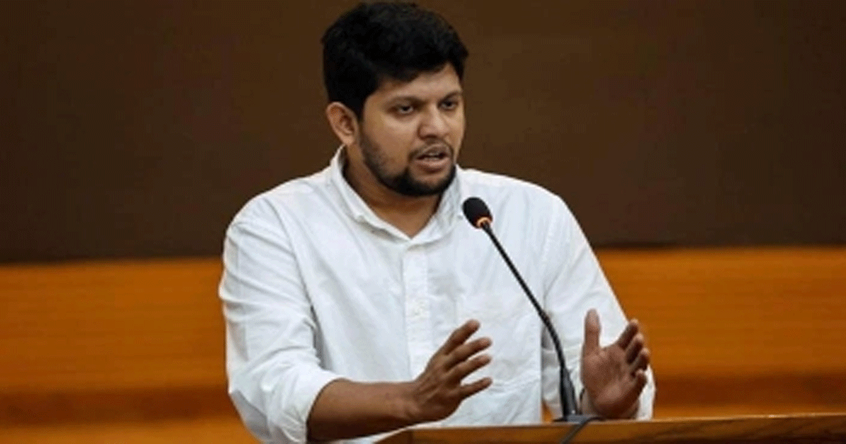 জোড়াতালি দিয়ে গণতান্ত্রিক রূপান্তর সম্ভব নয়: তথ্য উপদেষ্টা