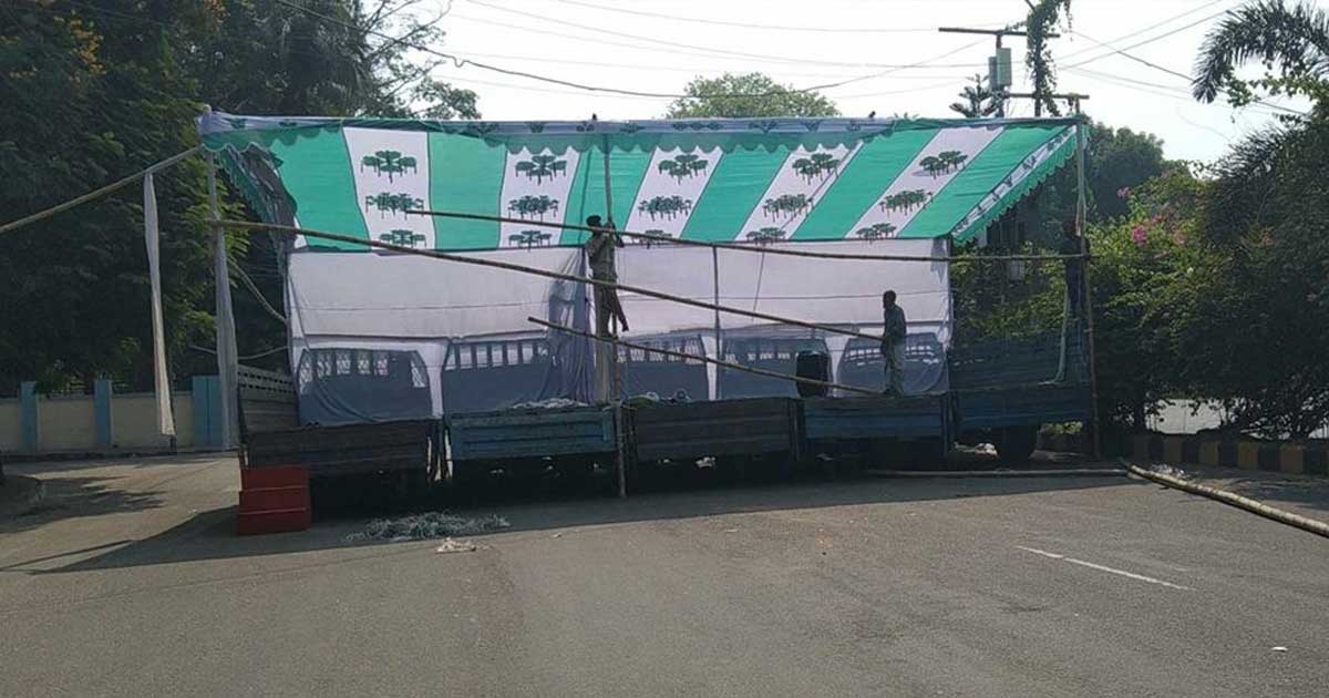 যমুনার সামনে তৈরি হচ্ছে আ.লীগ নিষিদ্ধের মঞ্চ