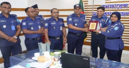 শ্রেষ্ঠ অফিসার নির্বাচিত হলেন মানিকগঞ্জের সিংগাইর থানার ওসি তৌফিক আজম