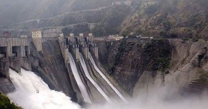 বাঁধের গেট খুলে দিল ভারত, পাকিস্তানের দিকে যাচ্ছে পানি