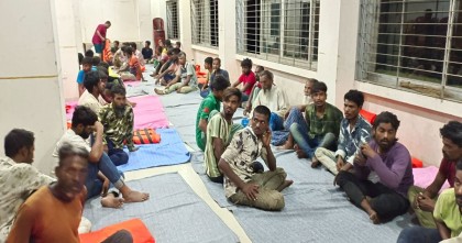 ৭৮ জনকে সুন্দরবনের চরে ফেলে গেলো বিএসএফ