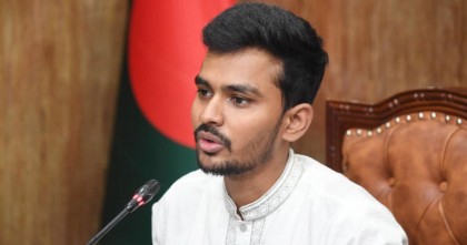 জুলাইকে অস্বীকার করে শান্তিতে থাকার সুযোগ নেই : আসিফ মাহমুদ