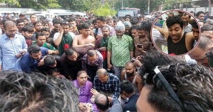 জবি শিক্ষার্থীদের লং মার্চে পুলিশের লাঠিচার্জ, হাসপাতালে ৩০