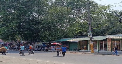 চুয়াডাঙ্গায় নেই বৃষ্টি, কাঠফাটা রোদে হাঁসফাঁস অবস্থা