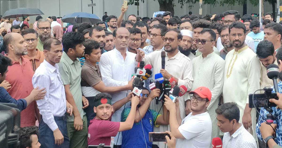 দাবি বাস্তবায়নের নতুন কেন্দ্র হবে কাকরাইল মোড়: রইছ উদ্দিন