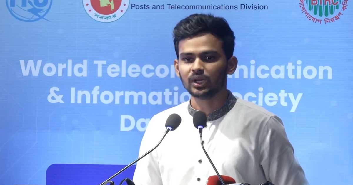 ইন্টারনেটের দাম কমানোর উদ্যোগ নিয়েছে সরকার: উপদেষ্টা আসিফ মাহমুদ