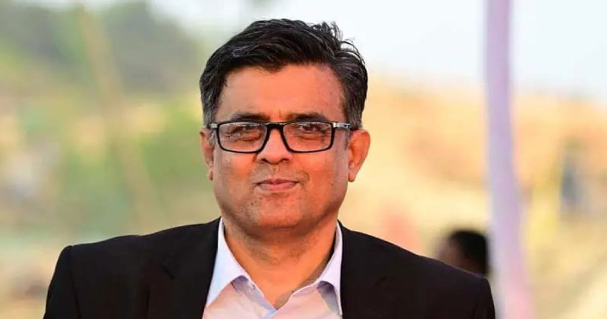 স্ত্রী সতর্ক করেছেন, 