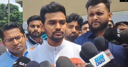 বাংলাদেশের পণ্য রপ্তানিতে  ভারতের নিষেধাজ্ঞায় বাংলাদেশের চেয়ে ভারতের বেশি ক্ষতি : আসিফ মাহমুদ