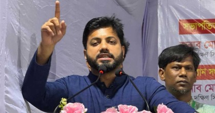 সমর্থকদের রাজপথ ছেড়ে না যাওয়ার নির্দেশ ইশরাকের