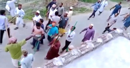 কুষ্টিয়ায় মেলা বসানো নিয়ে জামায়াত-বিএনপির সংঘর্ষ, আহত ১৫