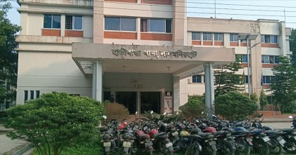 হাতীবান্ধায় ৭ বছরের এক শিশুকে সৎ মায়ের অমানবিক নির্যাতন