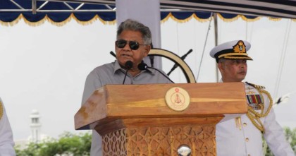 সমুদ্রবন্দর রক্ষার কাজে নৌবাহিনীকে সংযুক্ত করার চেষ্টা করছে সরকার: উপদেষ্টা শাখাওয়াত