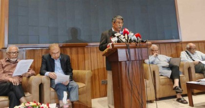 তত্ত্বাবধায়ক সরকার পুনঃপ্রতিষ্ঠায় দ্বিমত নেই: আলী রীয়াজ