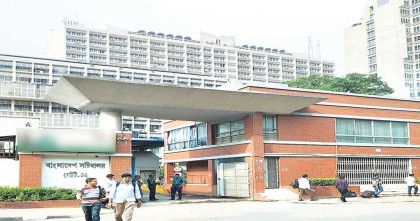 আজ থেকে সচিবালয়ে দর্শনার্থী প্রবেশে নিষেধাজ্ঞা