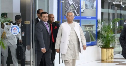 জাপান পৌঁছেছেন  প্রধান উপদেষ্টা 