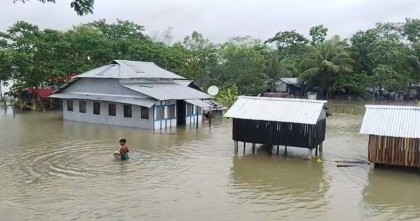 নিম্নচাপের প্রভাবে পটুয়াখালীতে পানিবন্দি ৪ শতাধিক পরিবার