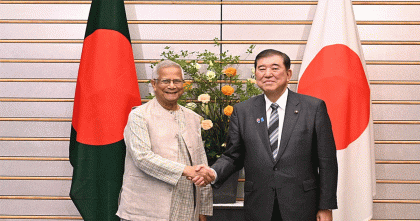 প্রধান উপদেষ্টার সঙ্গে জাপানের প্রধানমন্ত্রীর বৈঠক অনুষ্ঠিত