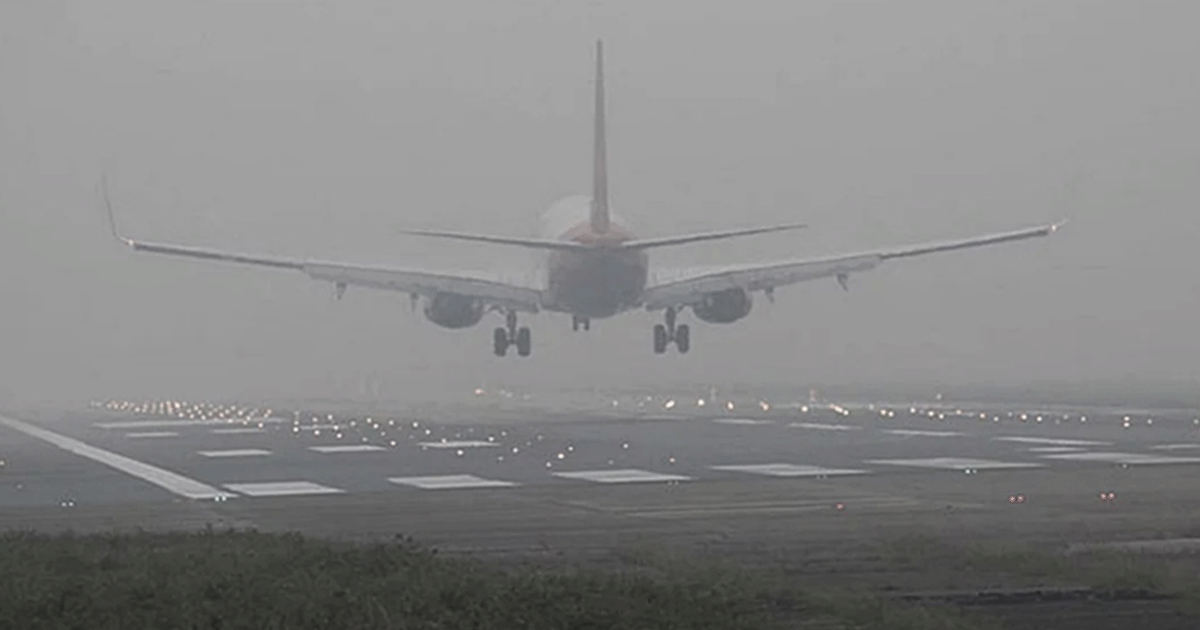বৈরী আবহাওয়ার কারণে ৪টি ফ্লাইট নামলো চট্টগ্রাম বিমানবন্দরে