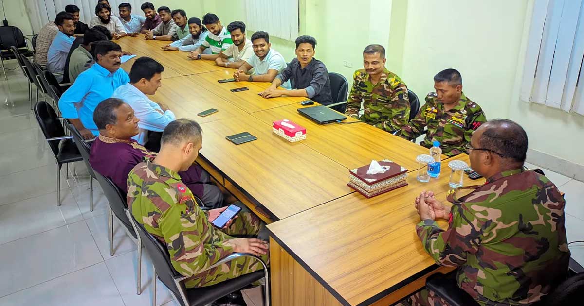 জিএম কাদেরের বাড়িতে হামলা : জড়িতরা সেনাক্যাম্পে এসে বললেন ‘আর হবে না’