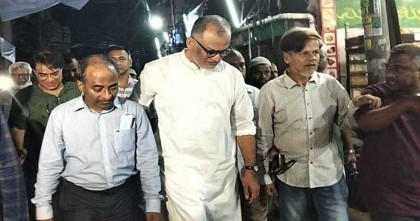 এবার পশুর চামড়ার দাম বেশি: বাণিজ্য উপদেষ্টা