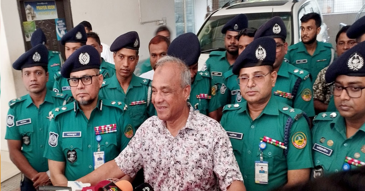জিজ্ঞাসাবাদের জন্য কাঁচের মতো ঘর তৈরি করা হবে;স্বরাষ্ট্র উপদেষ্টা