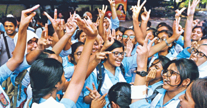 এসএসসি ও সমমানের পরীক্ষার ফল প্রকাশের সম্ভাবনা ১৩ জুলাইয়ের মধ্যে