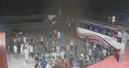 শহীদ ও আহত শিক্ষার্থীদের বাড়িতে ফল দিয়ে ফেরার পথে বৈষম্যবিরোধীদের ওপর হামলা