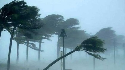 দুপুরের মধ্যে ৭ জেলায় ৬০ কিমি বেগে ঝড়ের পূর্বাভাস