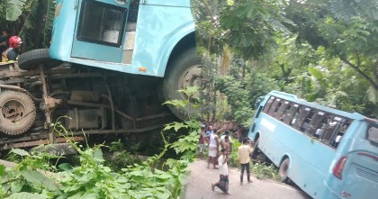 ঝালকাঠিতে বাস-পিকআপ মুখোমুখি সংঘর্ষে নিহত ২