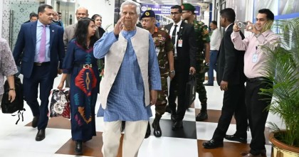 দেশে ফিরলেন প্রধান উপদেষ্টা
